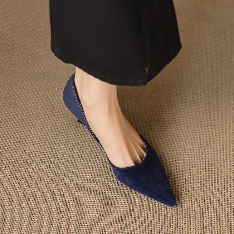 Constance Sheep Suede Pumps — photo 15