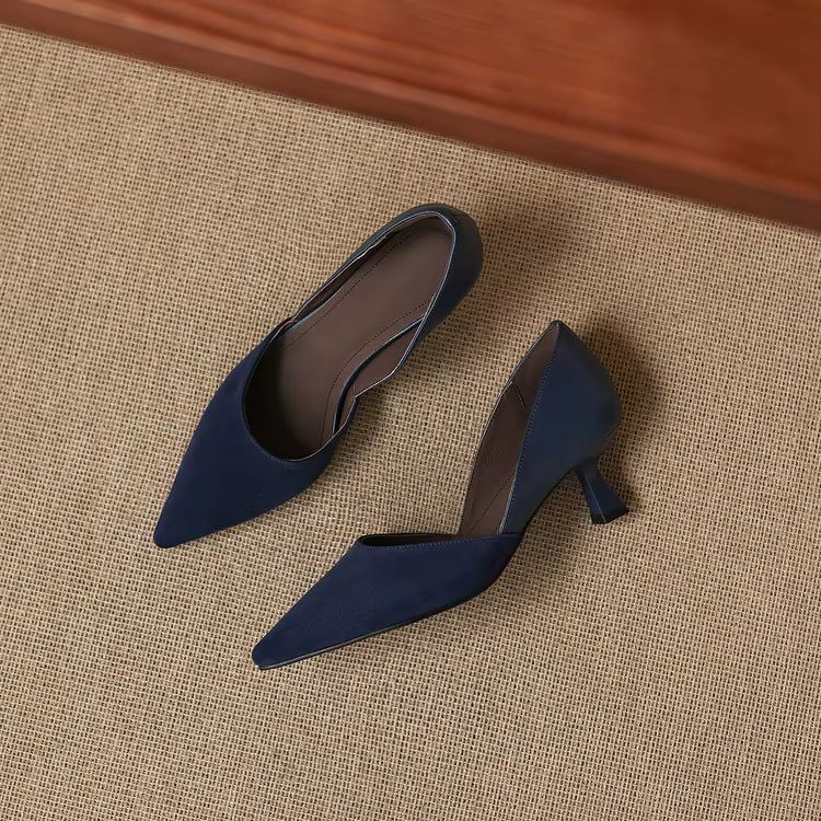 Constance Sheep Suede Pumps — photo 7