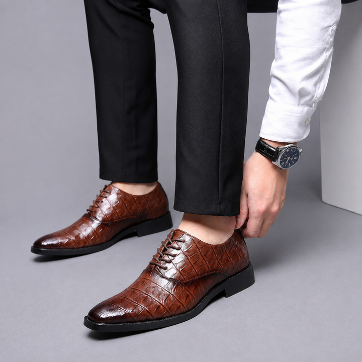 Rovian Lace-Up Leather Oxford Shoes