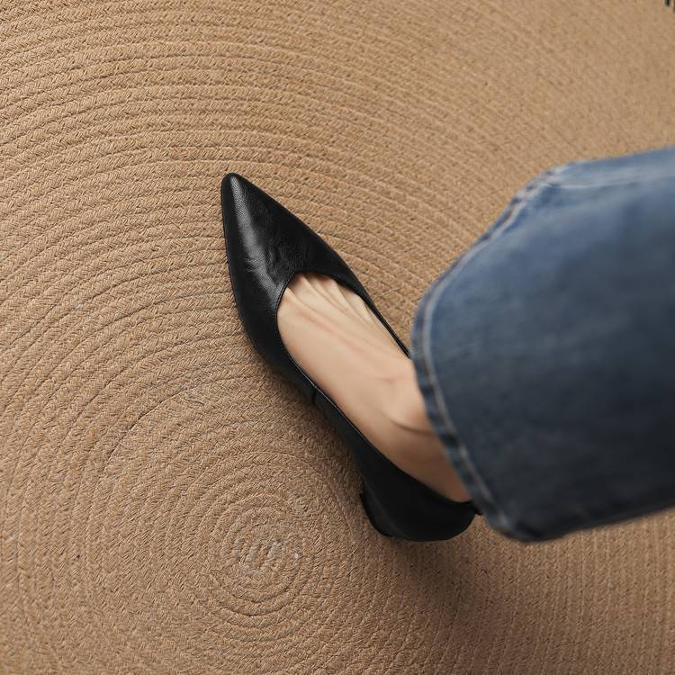 Marlot Genuine Leather Pointed-Toe Heel Pumps