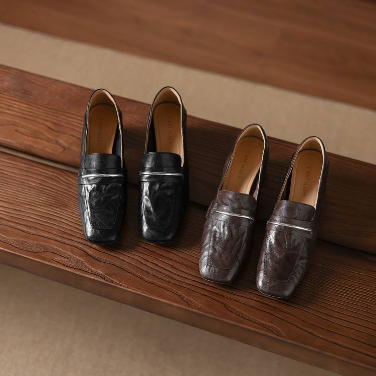 Zale Genuine Leather Heel