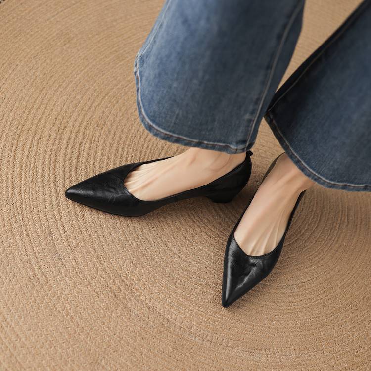 Marlot Genuine Leather Pointed-Toe Heel Pumps