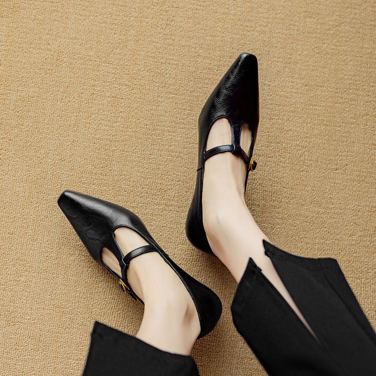 Zuri Genuine Leather T-Strap Mary Jane Pumps