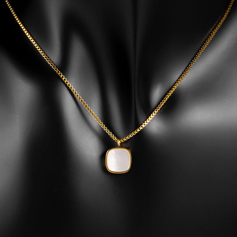 Solea Necklace