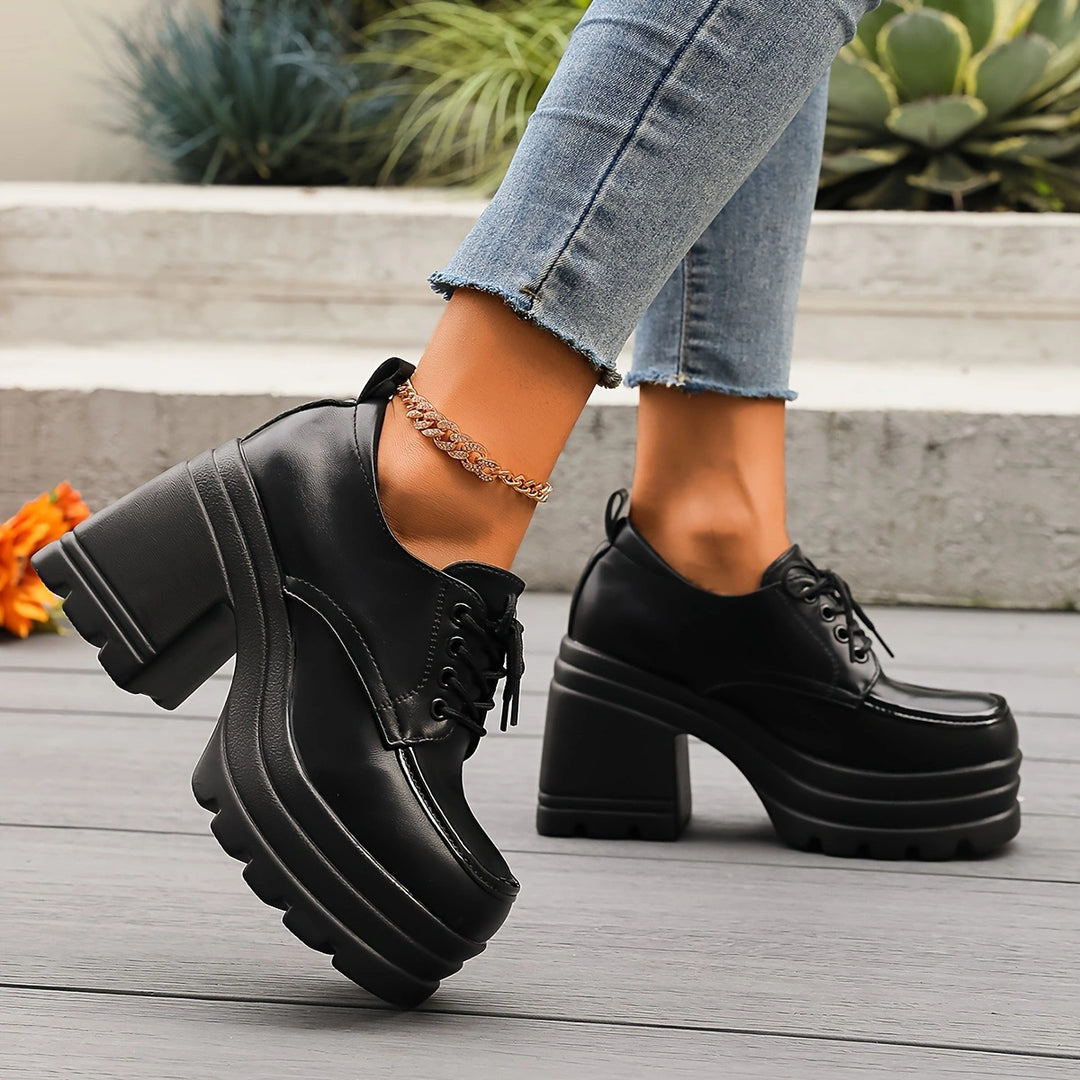 Erla Platform Shoes