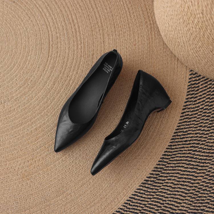 Marlot Genuine Leather Pointed-Toe Heel Pumps