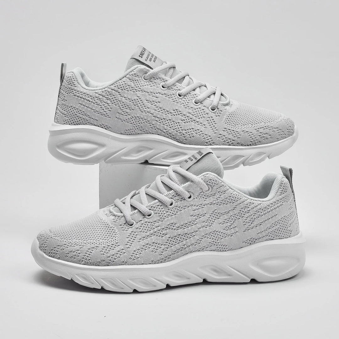 Maxim Sneakers