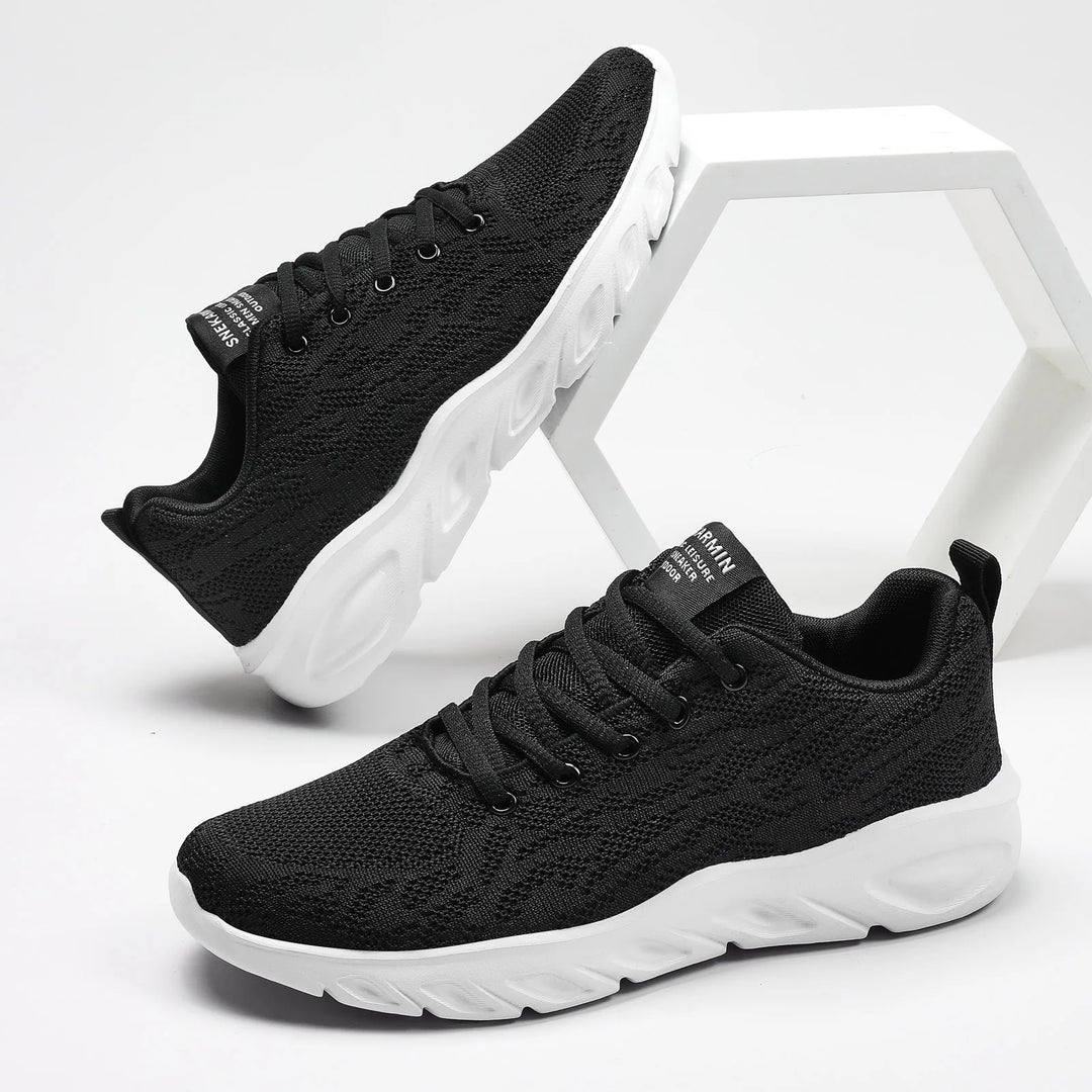 Maxim Sneakers