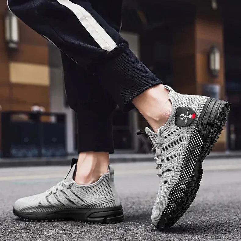Ozy Sneakers