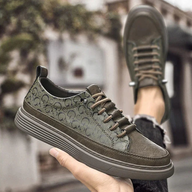 Garnel Sneakers