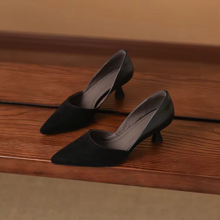 Constance Sheep Suede Pumps — photo 2