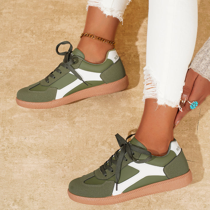 Vionni Sneakers